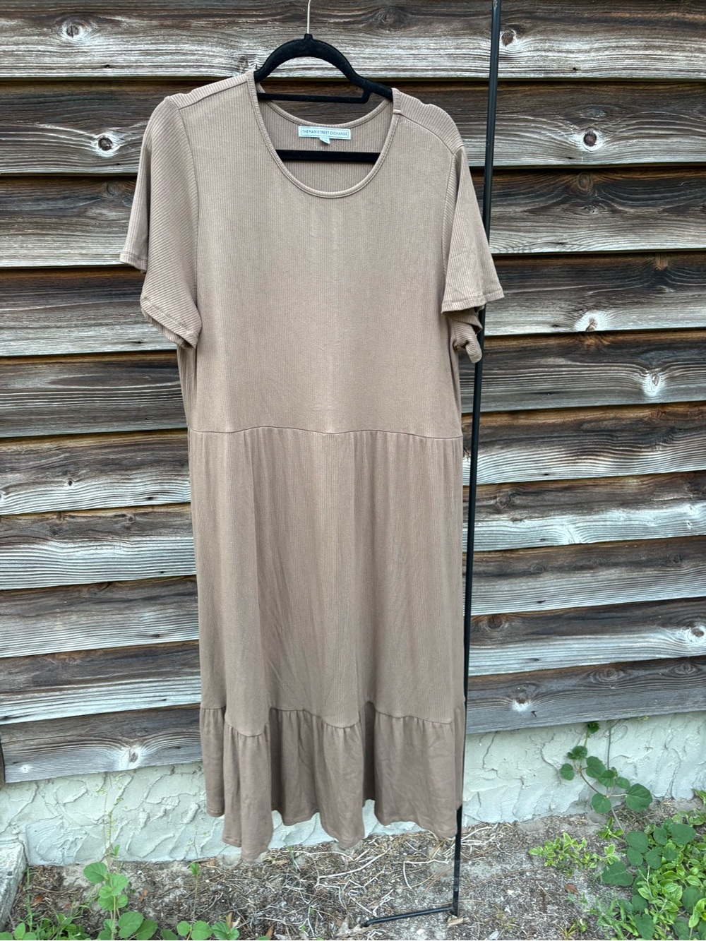 Relaxed Short-Sleeve Tiered Dress - Taupe